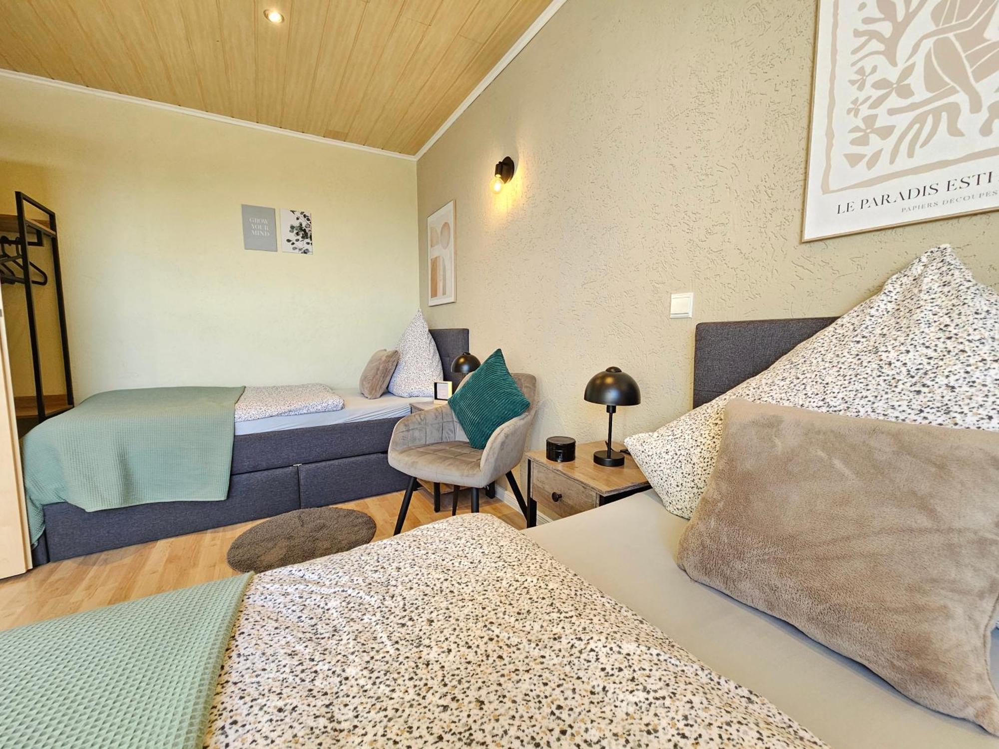Neu Businessapp In Zentraler Lage Mit 3 Schlafzimmern Fuer Geschaeftsreisende Pendler Und Familien Naehe Sz See ซาลซ์กิทเทอร์ ภายนอก รูปภาพ